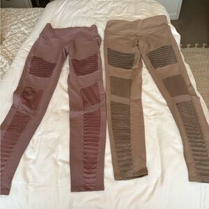 Women’s yoga pants